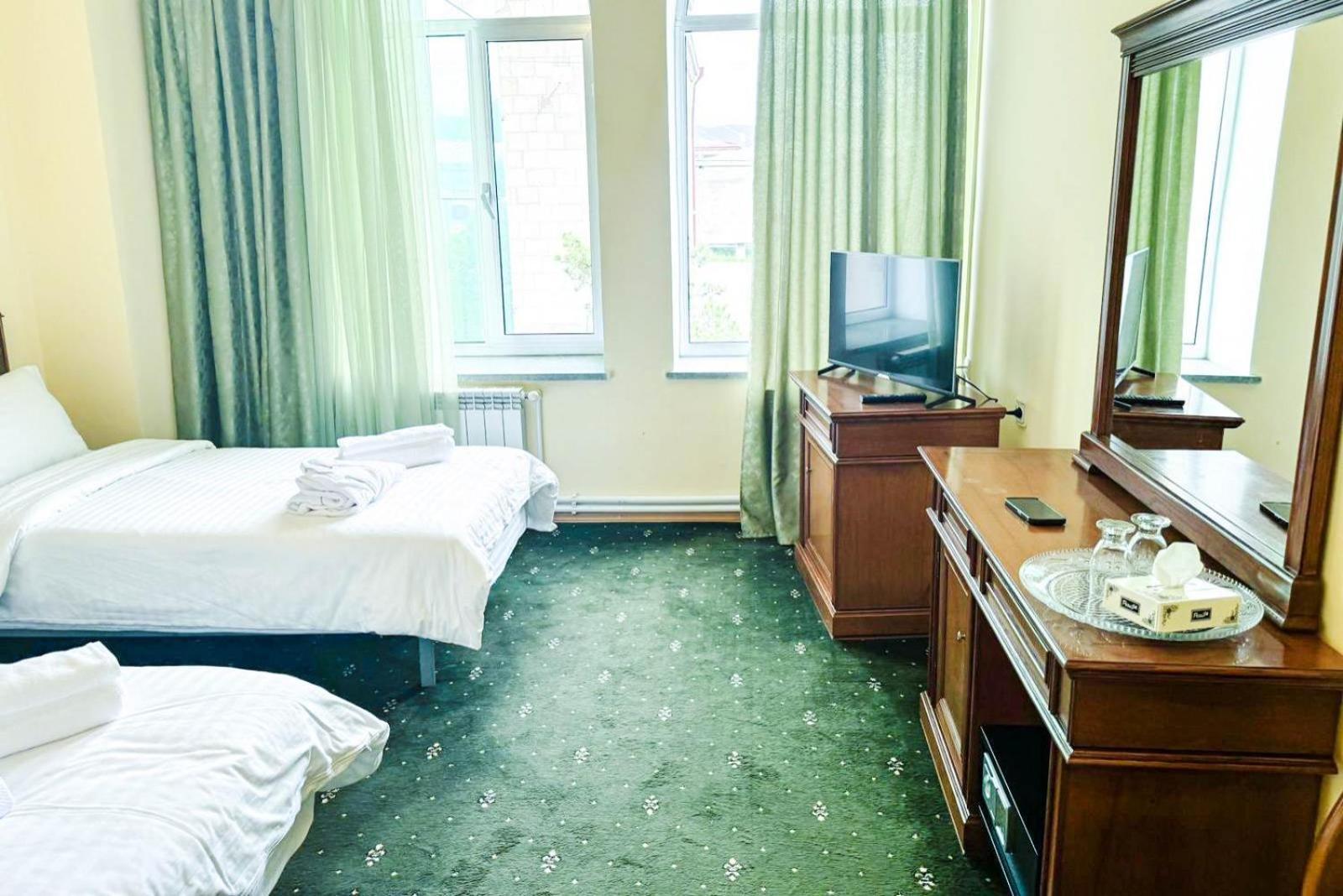 Lalaner Hotel Sisian Eksteriør billede