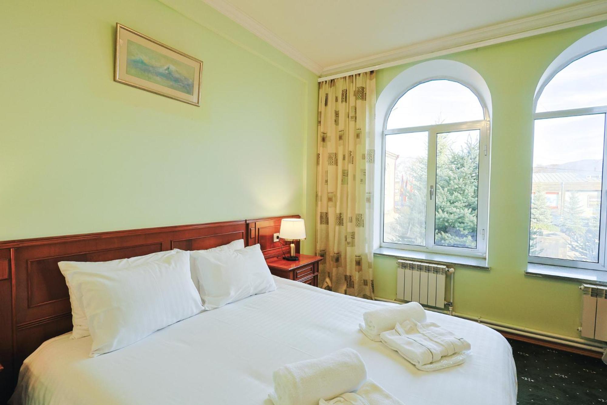 Lalaner Hotel Sisian Eksteriør billede